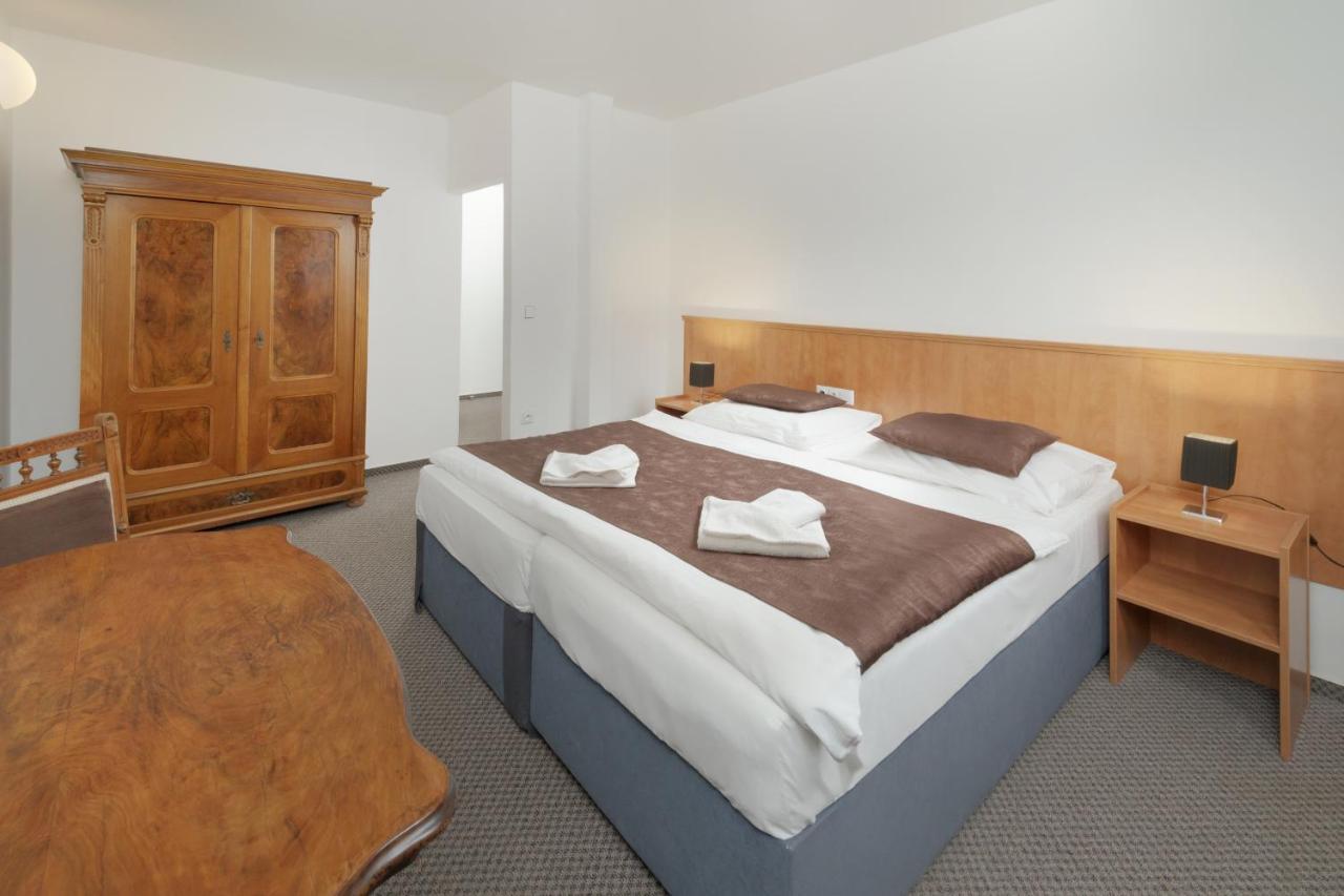 Hotel Na Stare Poste Jilemnice Eksteriør billede